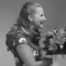 Anja Leest