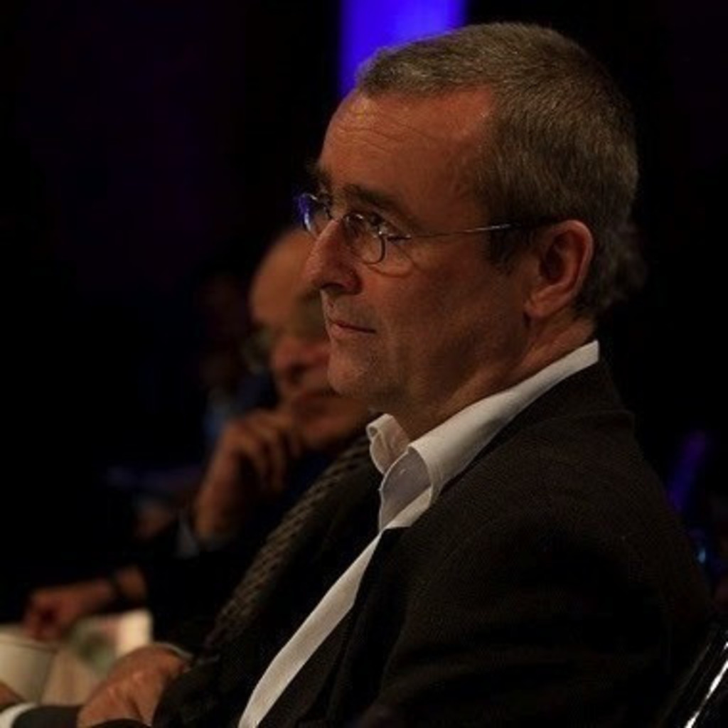 Prof. Dr. Stefan Gradmann Professor KU Leuven XING