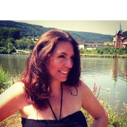 Evelyne Popp