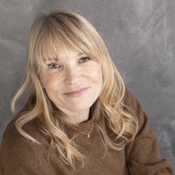 Melpomeni Martzoukos