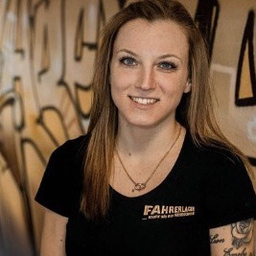 Tamara Lang