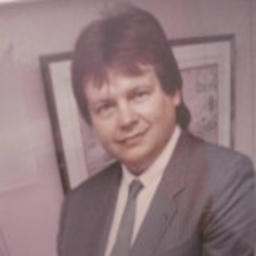 Toni Helmus