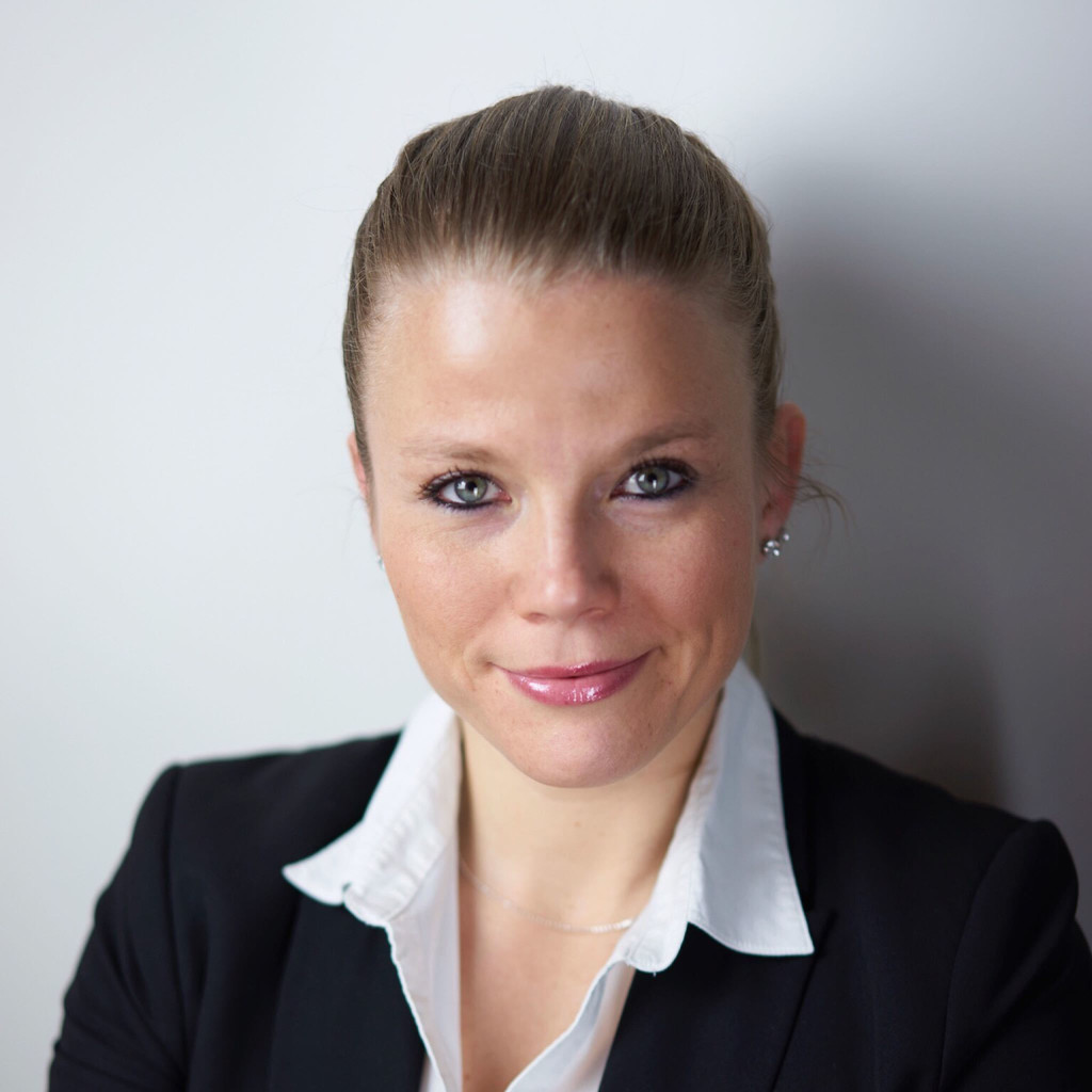 Carolin Engel Steuerberaterin Manager EY (Ernst & Young) People
