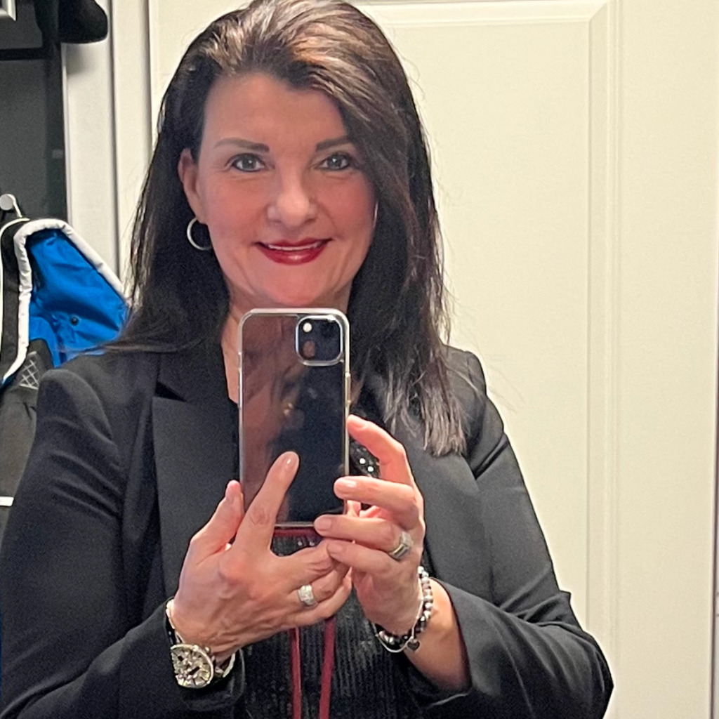 Social Media Profilbild Karin Dämmer Bottrop