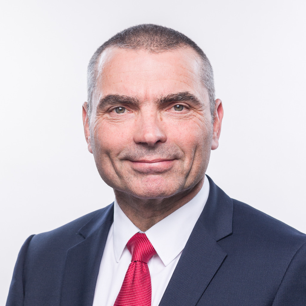 Dipl.Ing. Frank Moser Fachberater Holzwerkstoffe / Einkauf