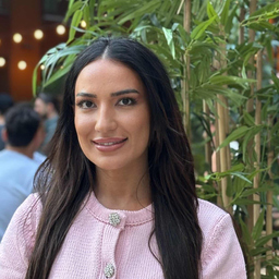 Ebru Kasi