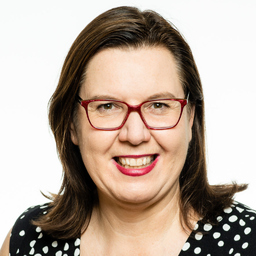 Dr. Claudia Nichterl