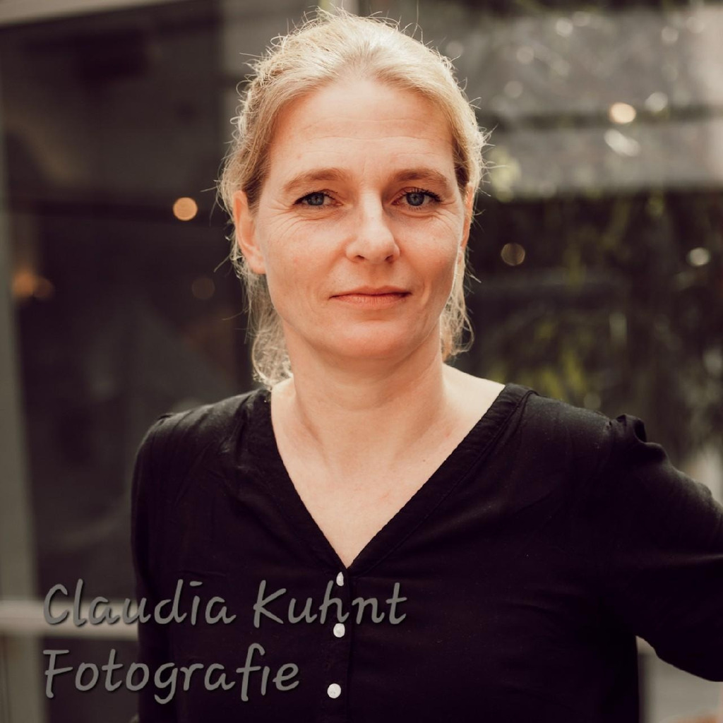 Vera Dworsky Konferenzdolmetscherin und Lead Project Manager IOLAR