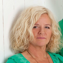 Annelie Fox