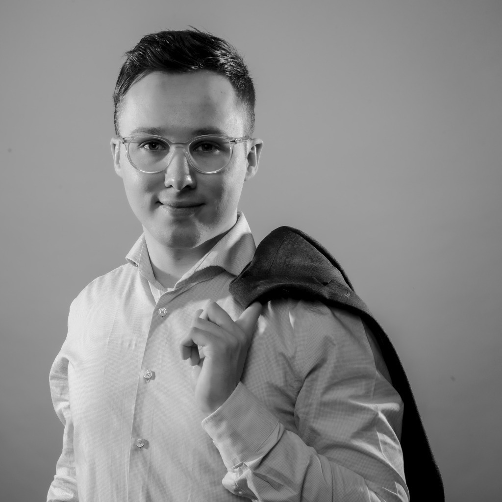 David Heß Product Marketing Manager //SEIBERT/MEDIA GmbH XING