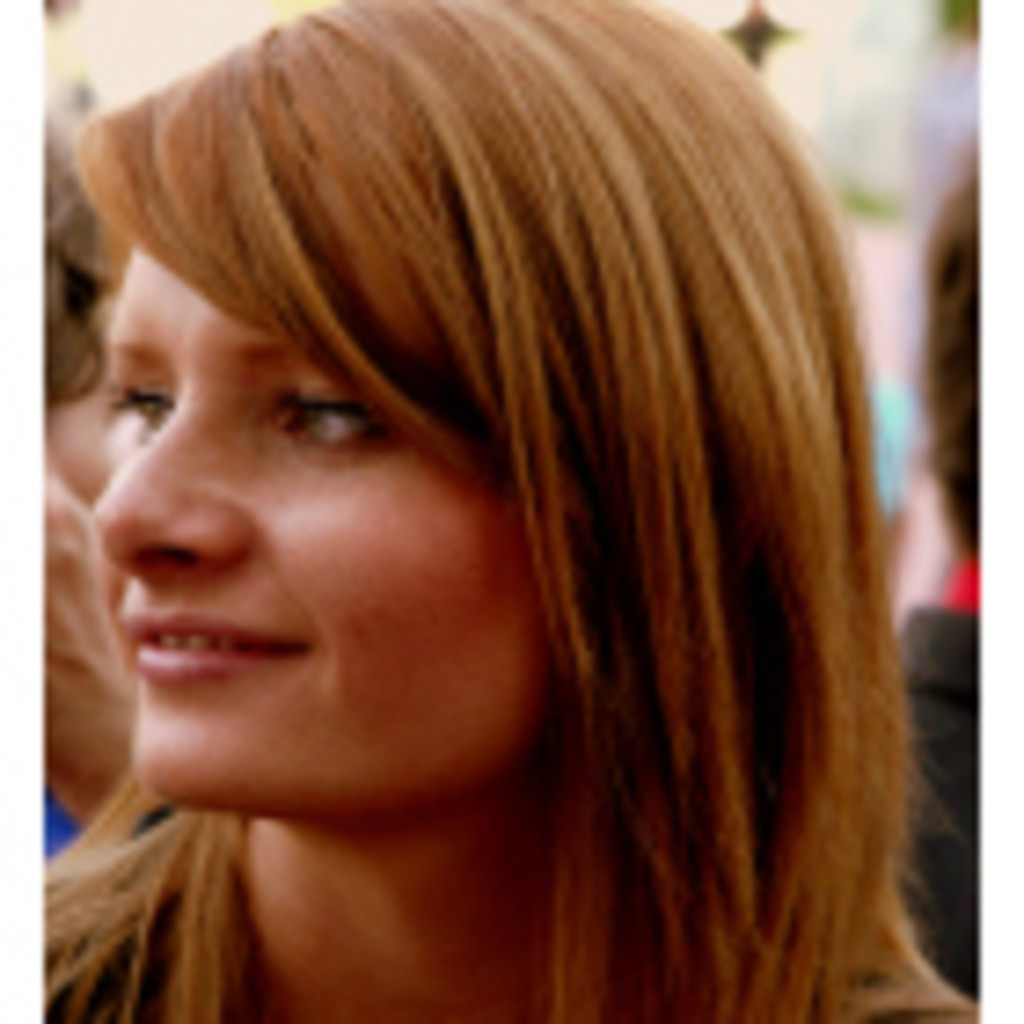 kinga-adamiec-manager-client-services-alexander-mann-solutions