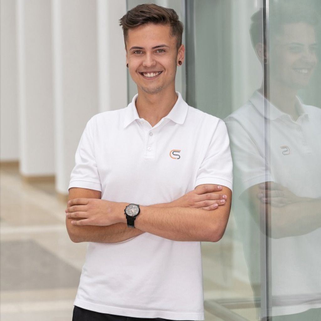 Philipp Wolf Personaldisponent Creativity Service GmbH XING