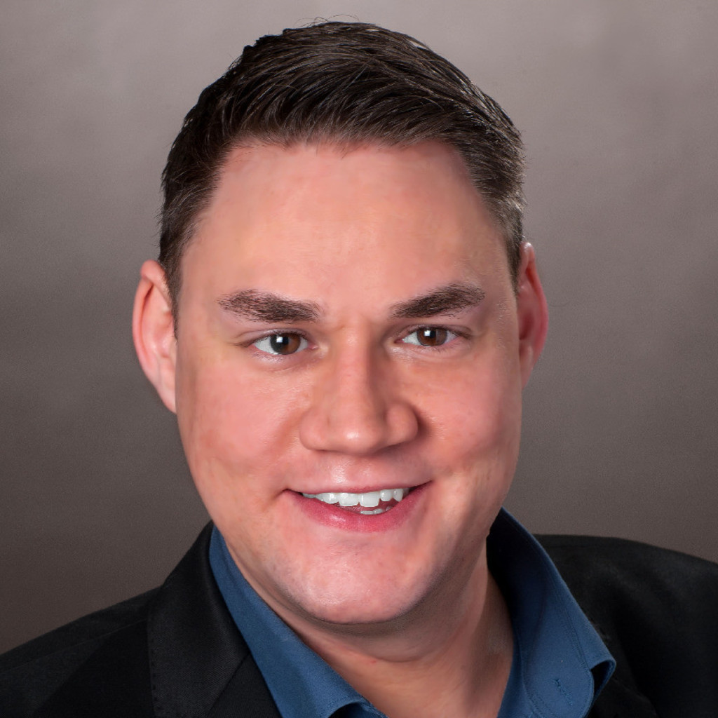 Thomas Hefti Vekauf Innendienst / Teamleiter Tiefbau Debrunner