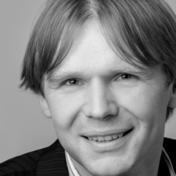 Dr. Daniel Pflugfelder