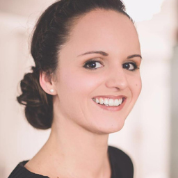 Julia Stenger