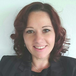 Julia König