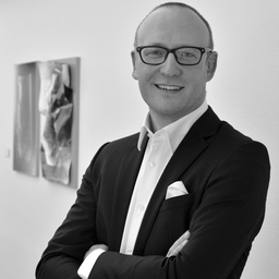 Dr. Dominik Münks