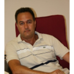 José López