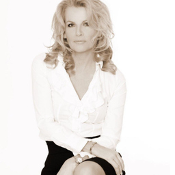 Loria Smith
