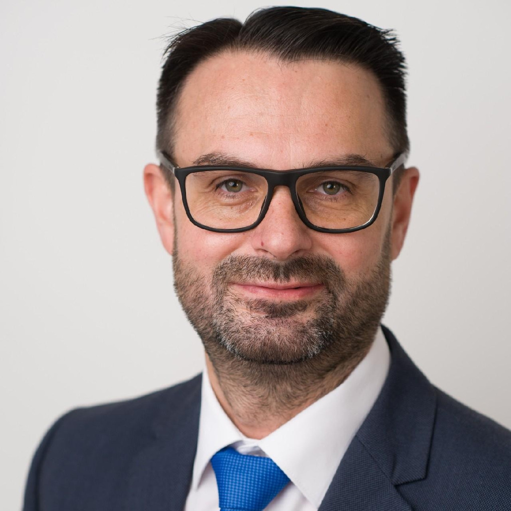 Martin Braschok Head of Customer Service DACH Medline International