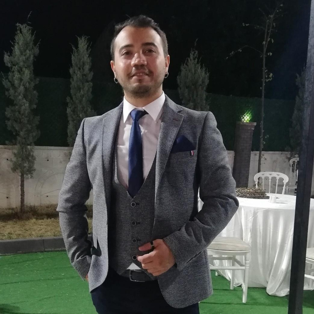 Burak HAS Anthropologist Downtown XING