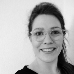Julia Kuhn