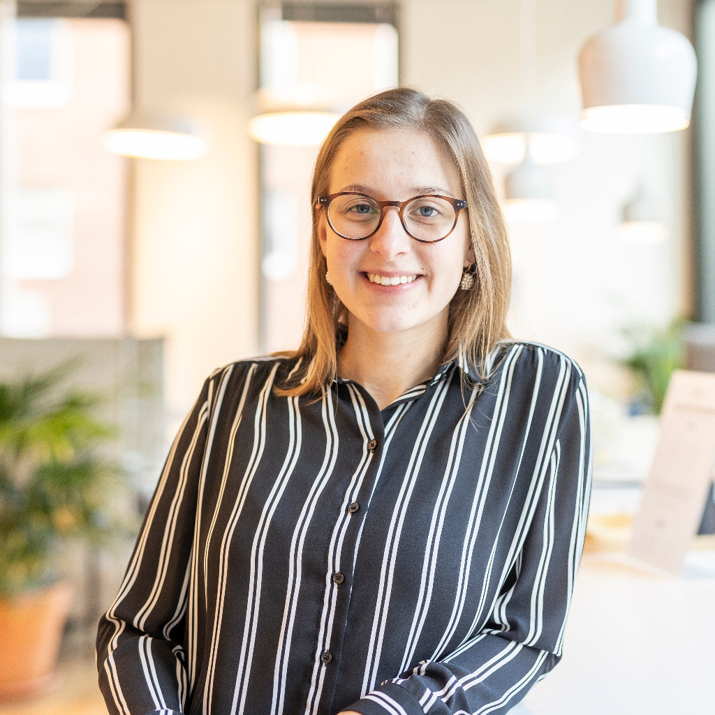 Janica Schmidt Personalreferentin Rocholl Garten, Landschafts