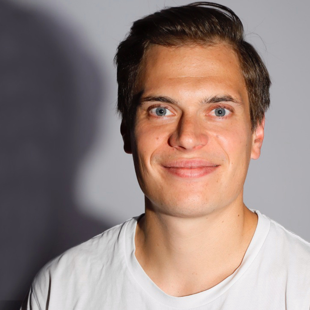 Andrew Roth Senior Manager Central & Eastern Europe Marshall