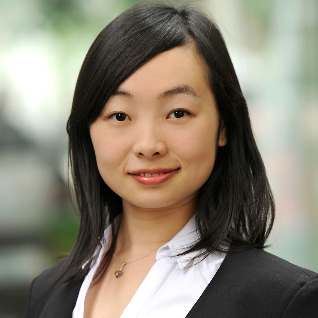 ying-ying-shi-business-strategy-manager-accenture-xing