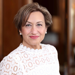 Claudia Handl