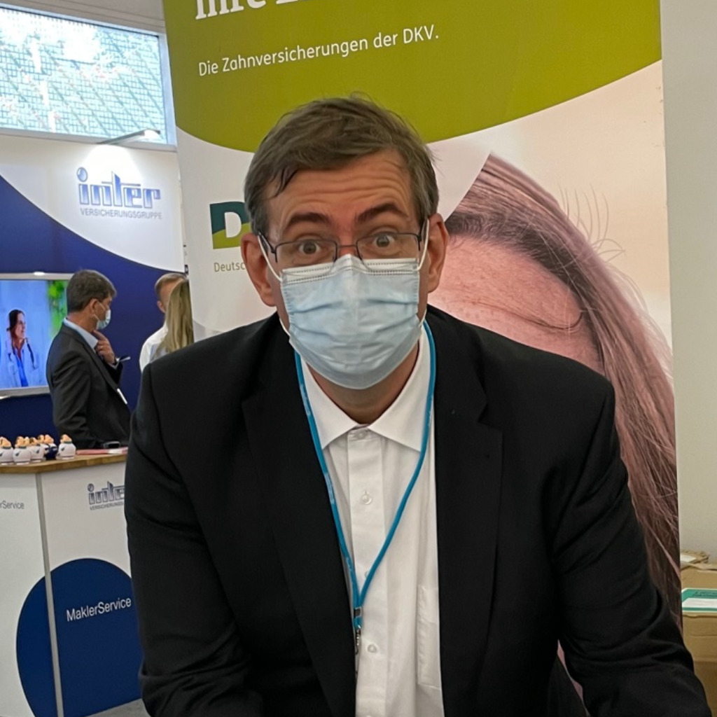 Arne Leichsenring Referent Makler und Kooperationsvertrieb ERGO XING