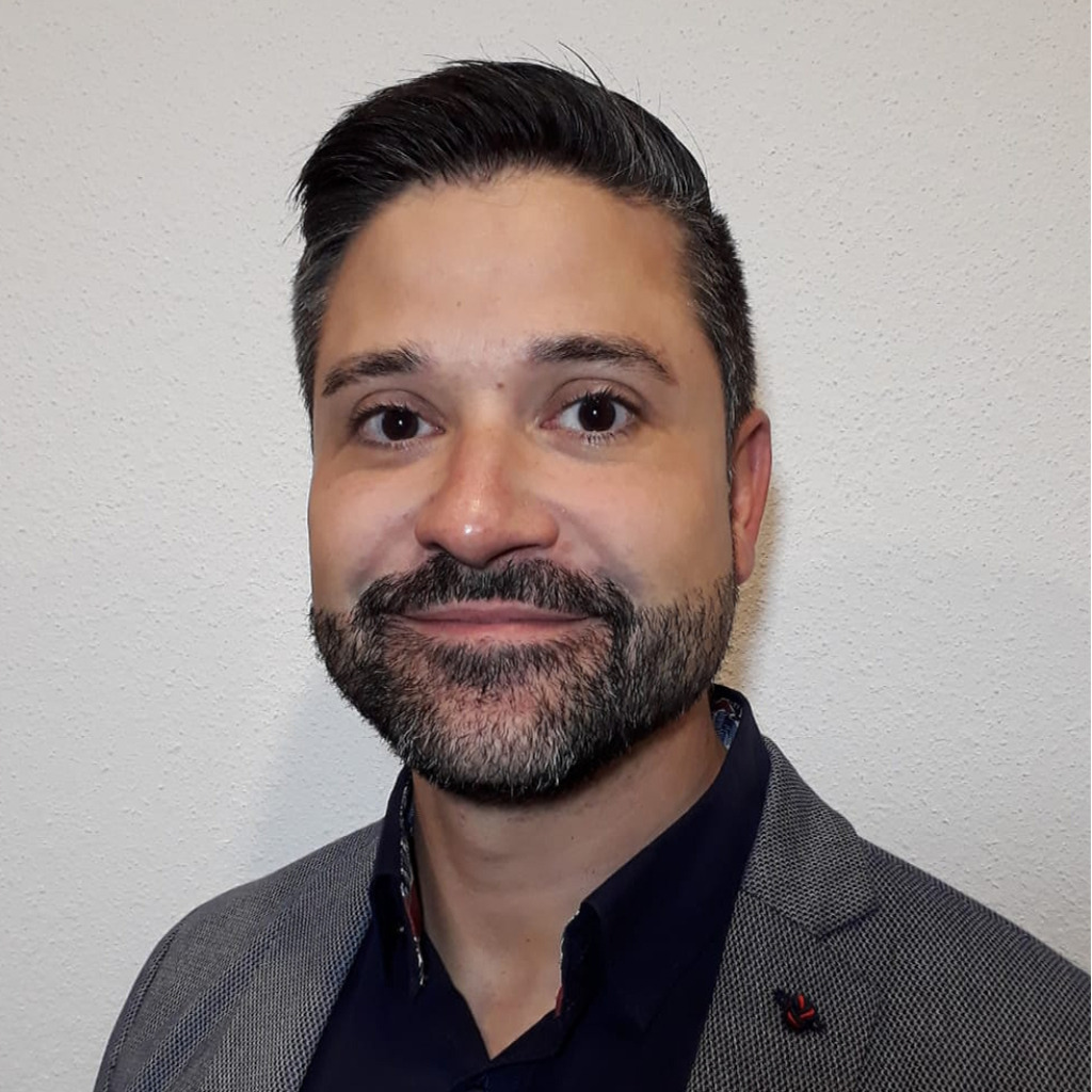 Florian Dörr Software Developer, Commissioning, Process optimization