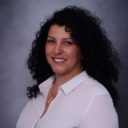 Rscha Lotfi