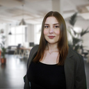 Evelyn Bär
