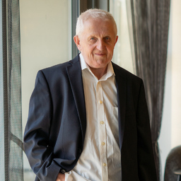 Bernhard Hinterholzer