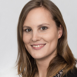 Profilbild Claudia Hölscher