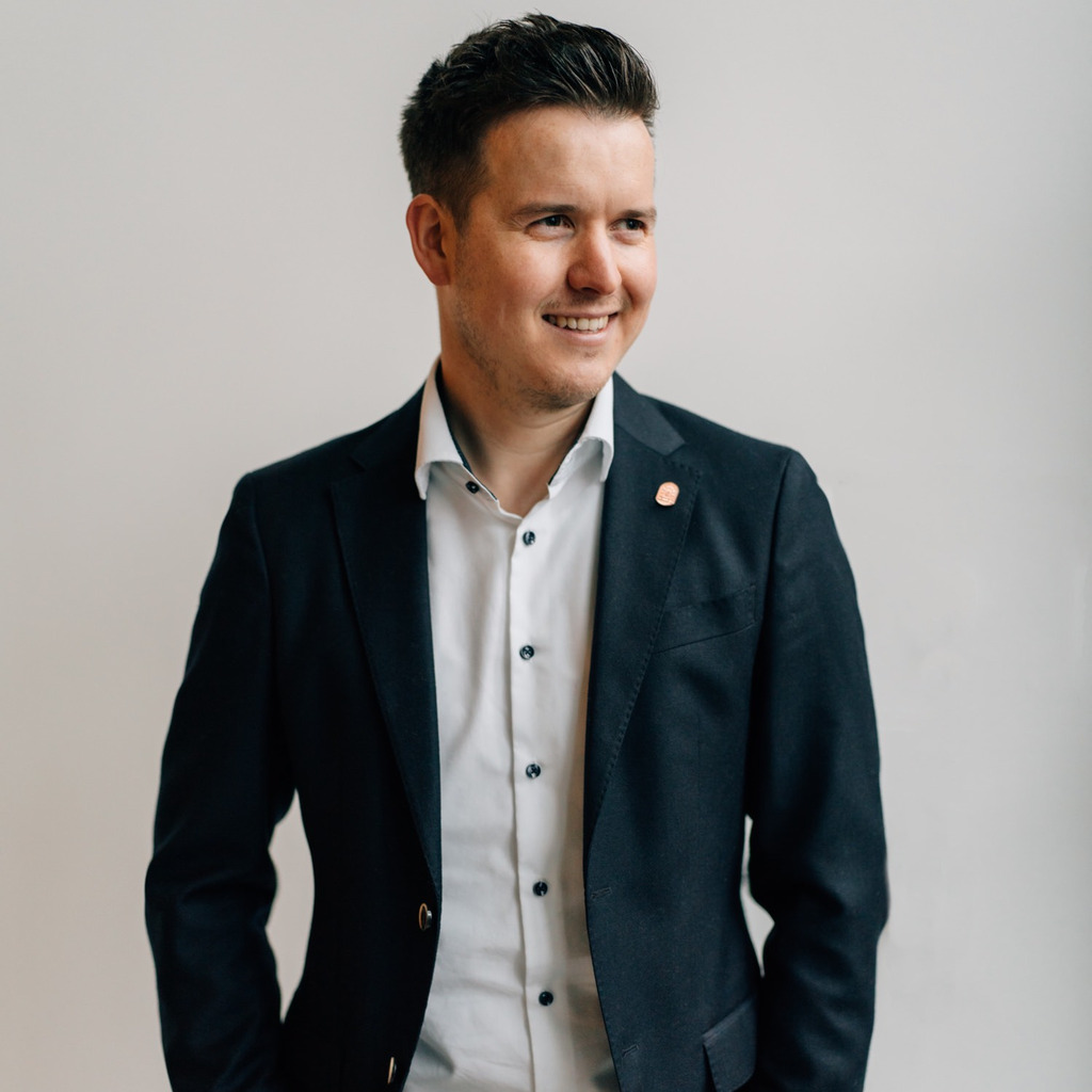 Christian Bauer Chief Financial Officer (CFO) Brennerei Ziegler XING