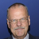 Dr. Robert Holzbauer