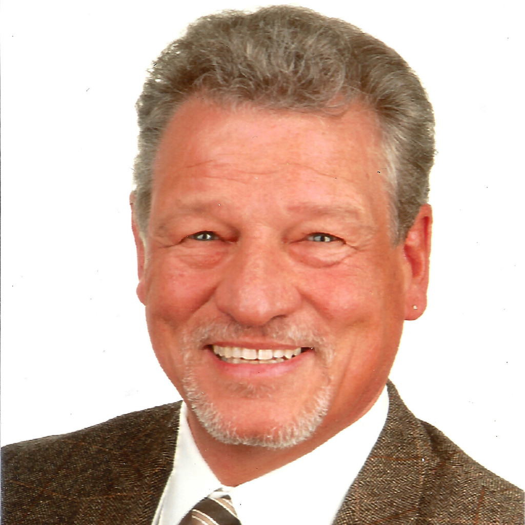 Michael Pöhler Versicherungsfachmann Versicherungsagentur XING