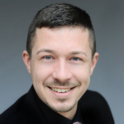Dr. Markus Pfau