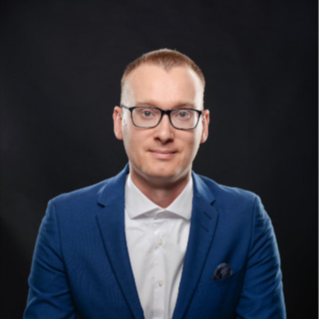 Stefan Müller Softwarearchitekt / Fullstack Engineer Stefan Müller