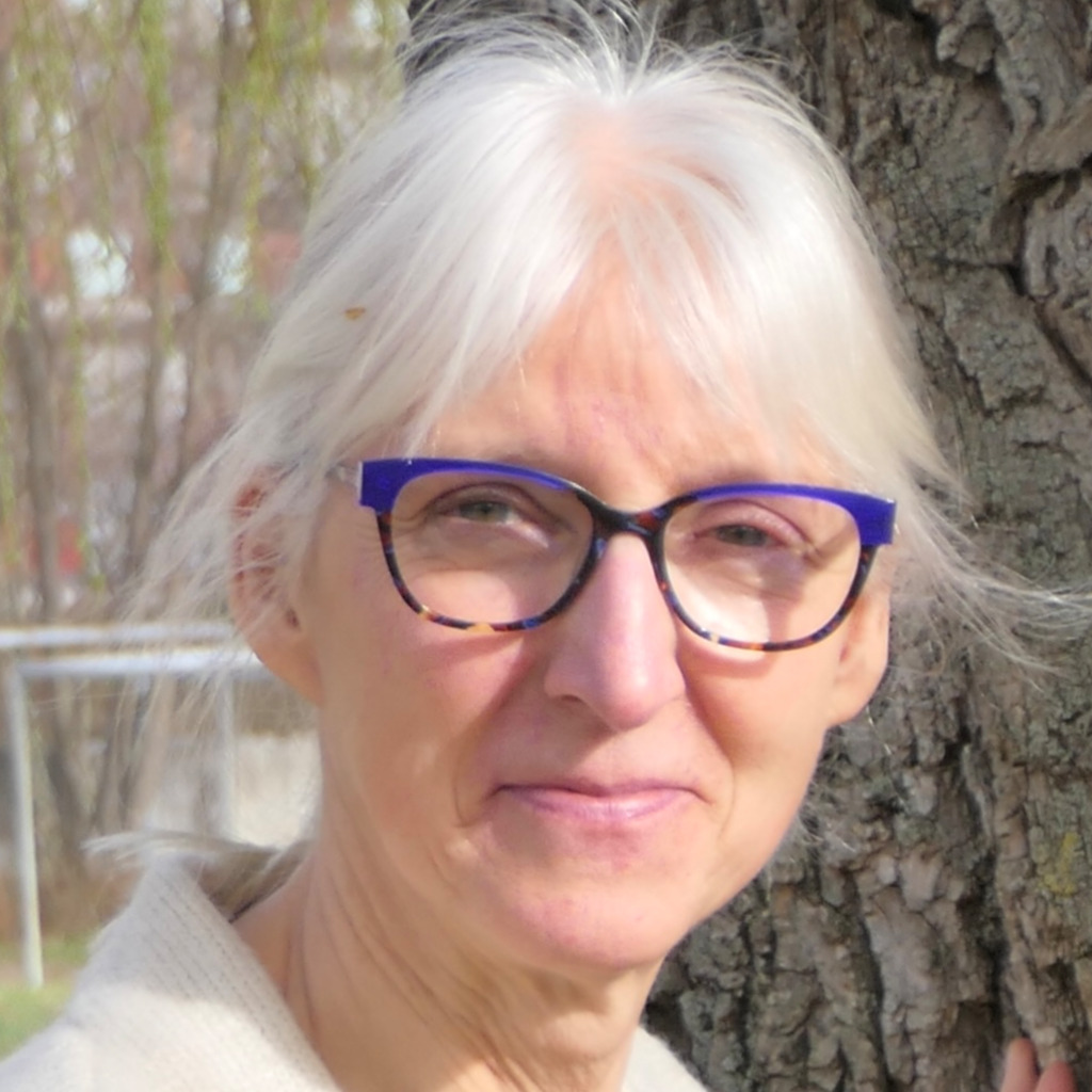 Dunja Bernhard Redakteurin Schwäbisches Tagblatt XING