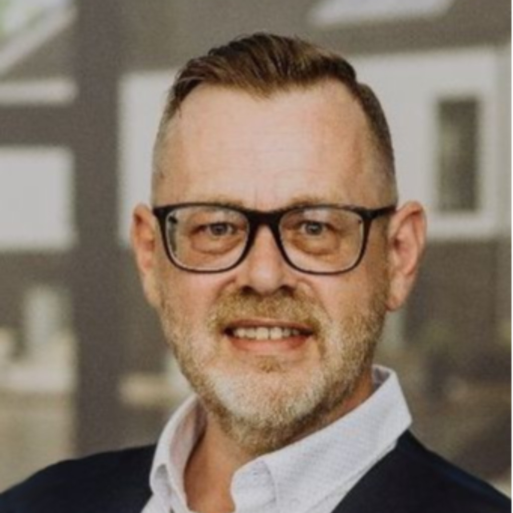 Axel Leopold Hausverkäufer BRALE Bauherrenbaratung Berlin XING