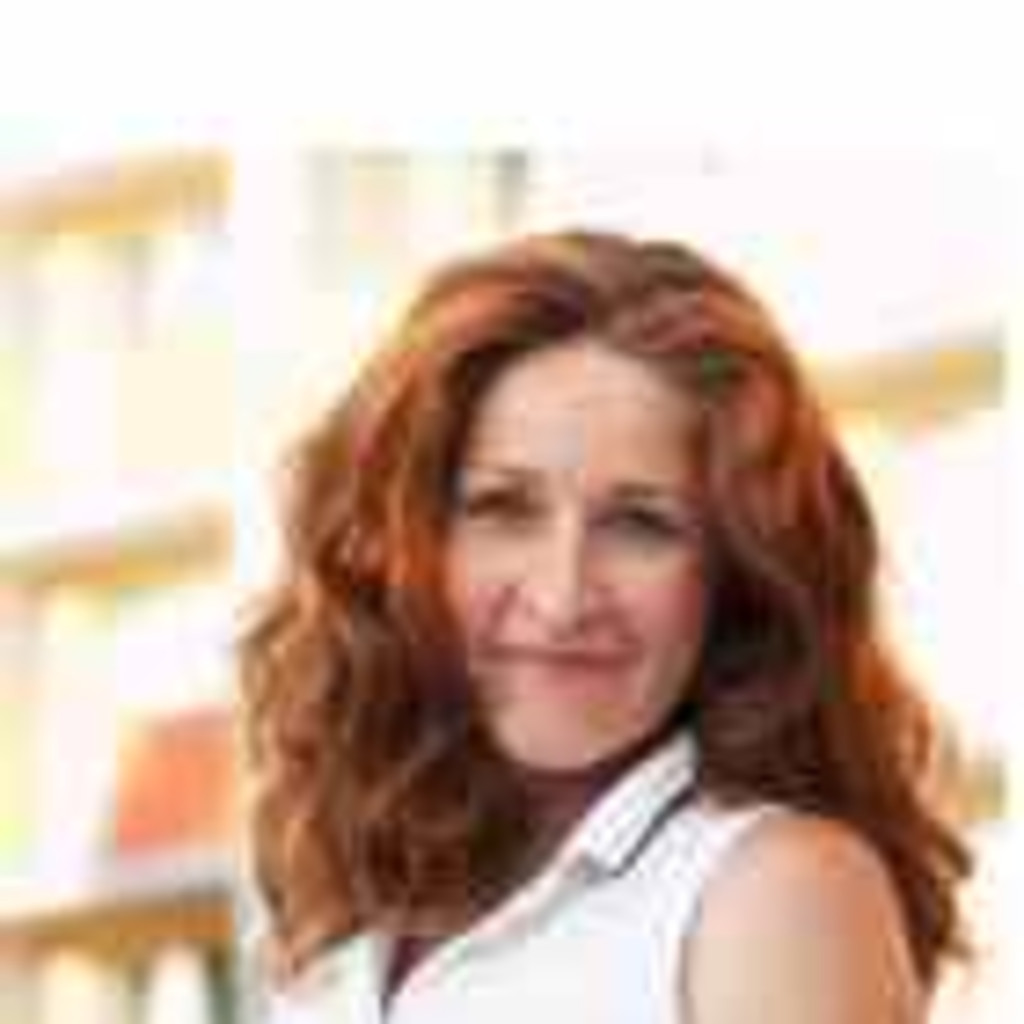 Háta Hlavatá Akad. Künstlerin und promov. Historikerin