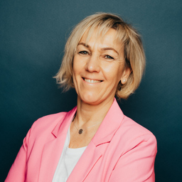 Petra Dirks