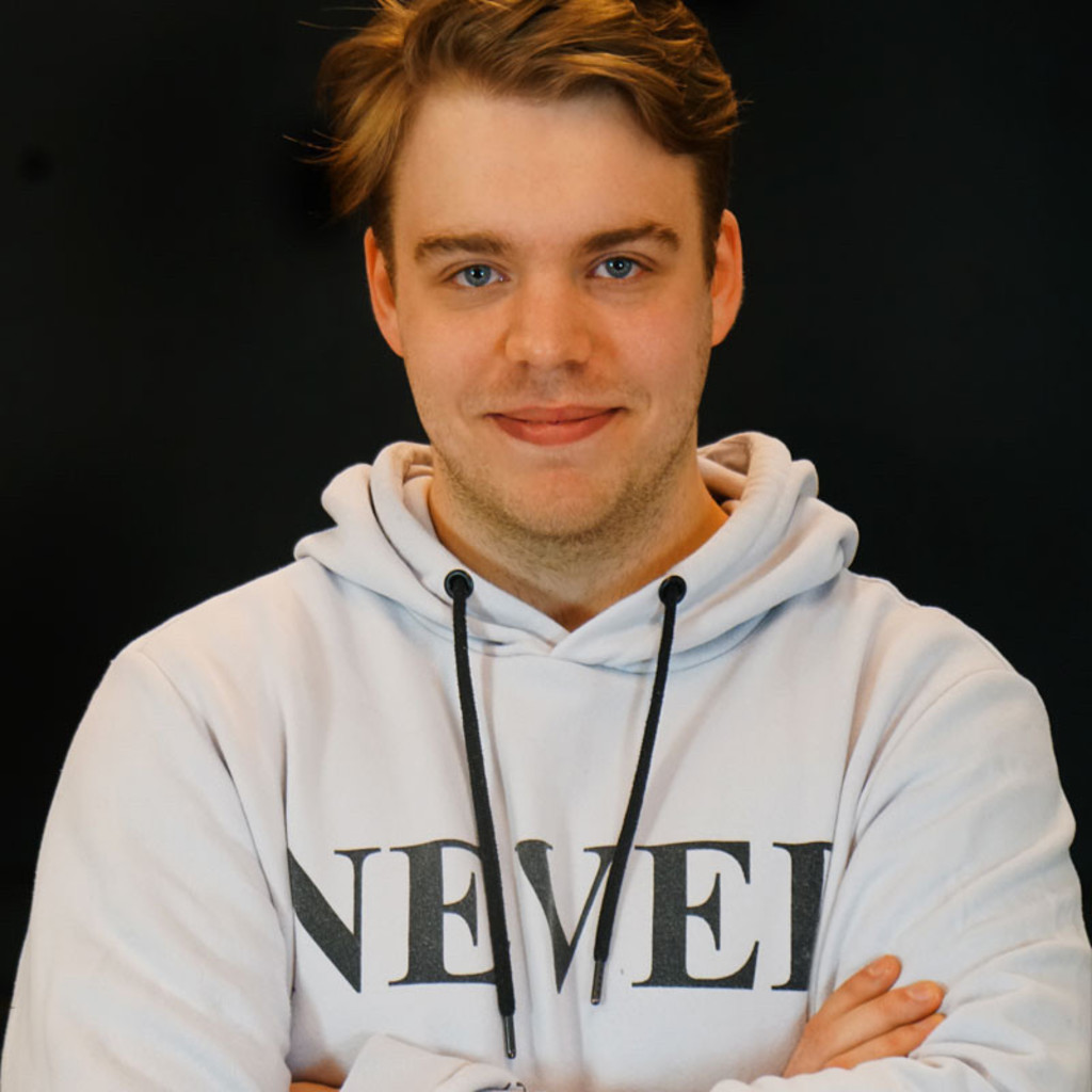 Патрик шумахер. Mathias Normann. Mathias блоггер. 33 Dota 2.