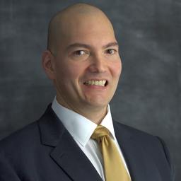 Mag. Enrique Lozano
