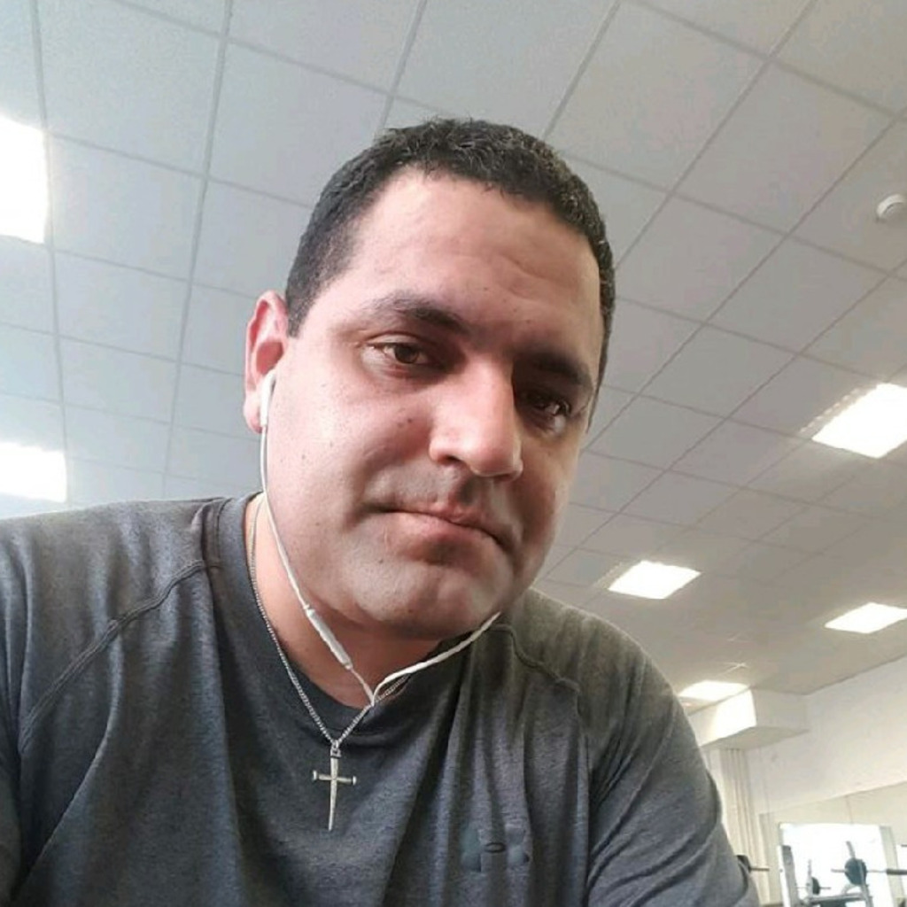 Johnson Victor Real Estate Agent reliance global investment XING