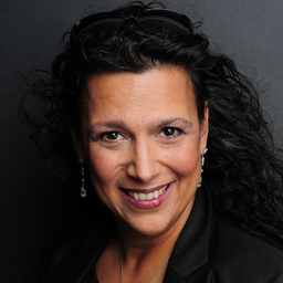 Bettina Straka