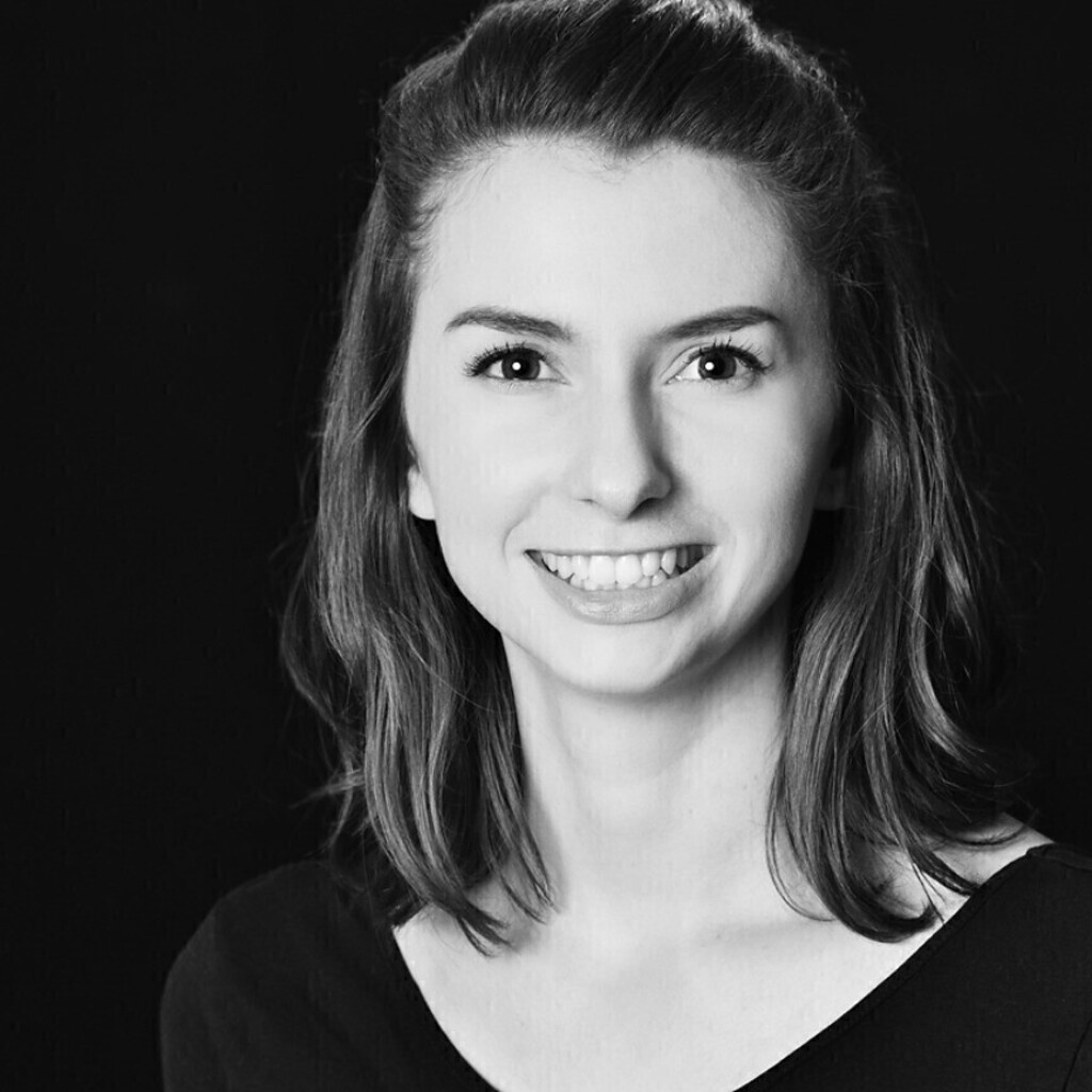 Cavaliere in der Personensuche von Das Telefonbuch